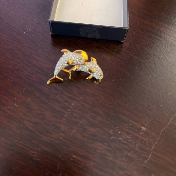 Dolphin Pin - Picture 1 of 6